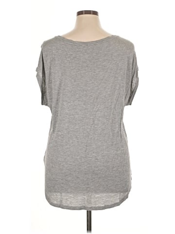 Gap Short Sleeve T-Shirt (view 2)