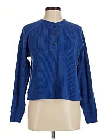 Old Navy Pullover Sweater (view 1)