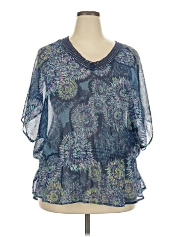 a.n.a. A New Approach 3/4 Sleeve Blouse (view 1)