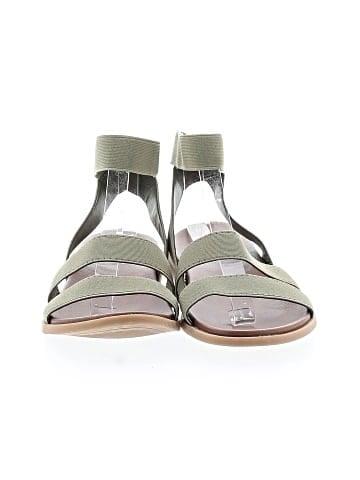 Universal Thread Sandals (view 2)