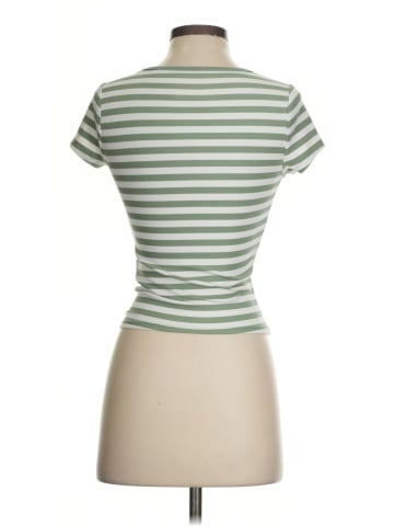 Hollister Short Sleeve T-Shirt (view 2)