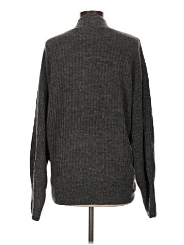 Max Studio Pullover Sweater (view 2)