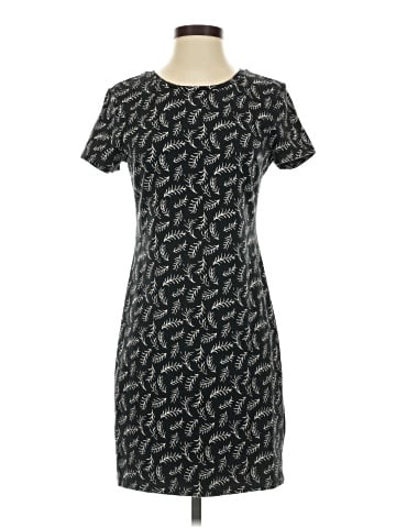 Old Navy Casual Dress (view 1)