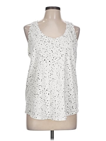 Lululemon Athletica Tank Top (view 1)