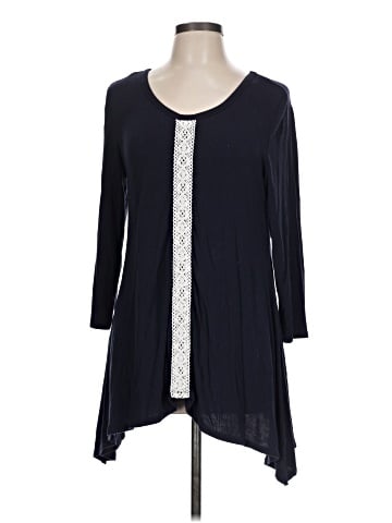 Chelsea & Theodore 3/4 Sleeve Top (view 1)