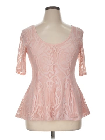 Janette Plus Short Sleeve Top (view 1)