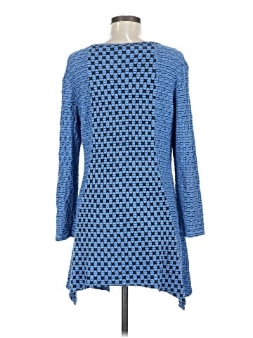 Tianello 3/4 Sleeve Top (view 2)
