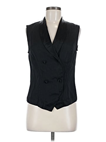 Camille Claudel Sleeveless Blouse (view 1)