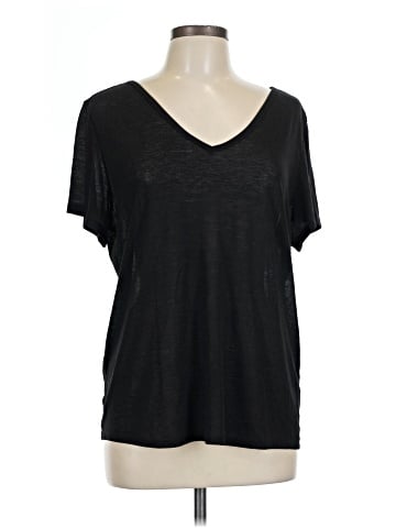 Victoria's Secret Short Sleeve T-Shirt (view 1)