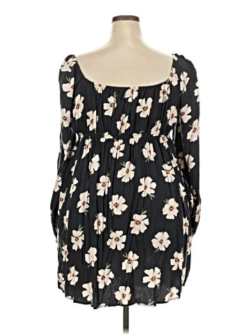 American Eagle Outfitters Casual Dress (view 2)