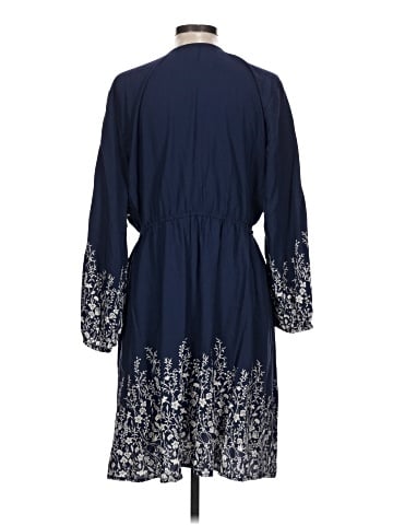 Old Navy Casual Dress (view 2)