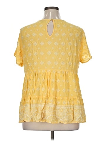 Torrid Short Sleeve Blouse (view 2)