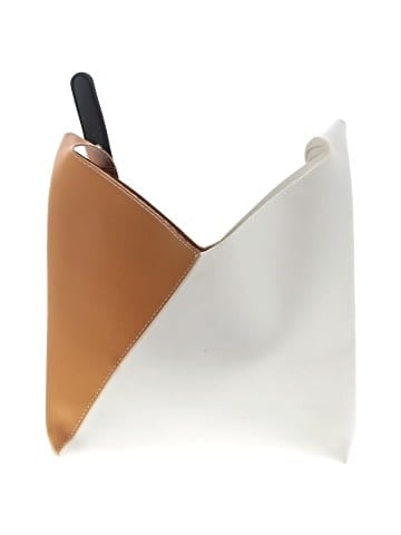 Avenue 9 Shoulder Bag (view 1)