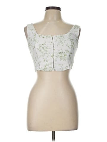 Blu Pepper Sleeveless Blouse (view 1)
