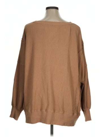 American Eagle Outfitters Pullover Sweater (view 2)