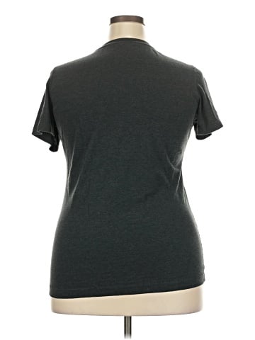 Nike Short Sleeve T-Shirt (view 2)