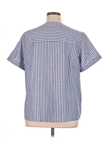 DAZY Short Sleeve Blouse (view 2)