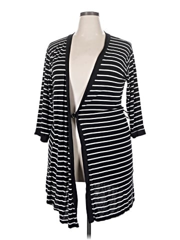 Marilyn Monroe Cardigan (view 1)