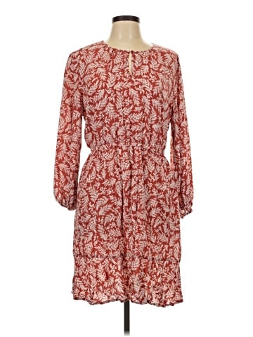 Old Navy Casual Dress (view 1)