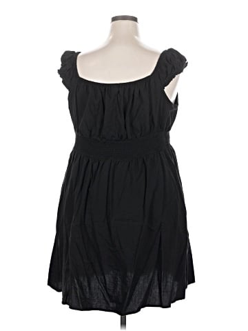 Old Navy Casual Dress (view 2)