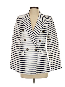 a loves a Blazer (view 1)