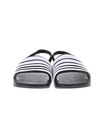Wonder Nation Sandals (view 2)