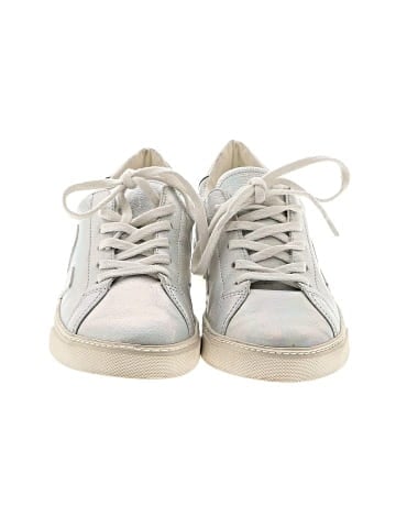 VEJA Sneakers (view 2)
