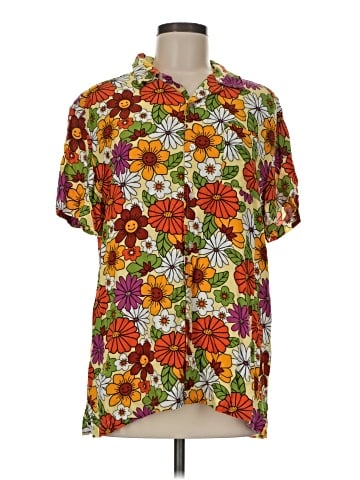Massive Short Sleeve Button-Down Shirt (view 1)