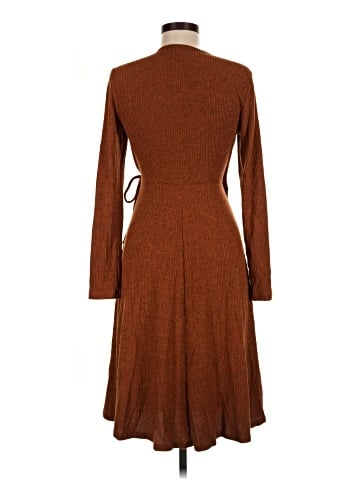 Old Navy Casual Dress (view 2)