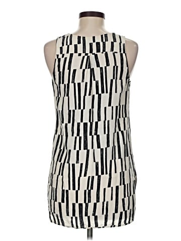 Vince. Sleeveless Blouse (view 2)