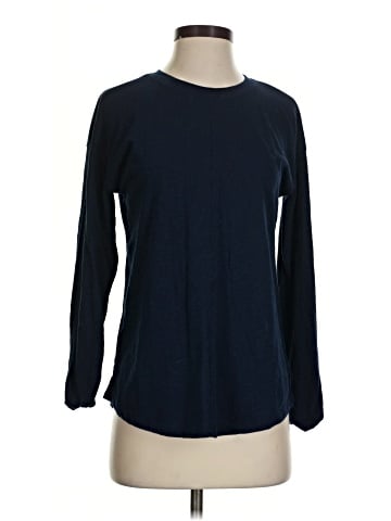 Liz Claiborne Long Sleeve T-Shirt (view 1)