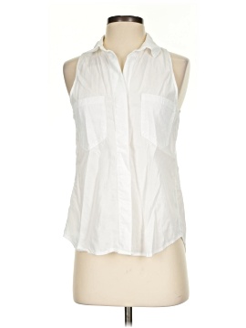 Cloth & Stone Sleeveless Button Down Shirt