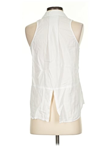 Cloth & Stone Sleeveless Button-Down Shirt (view 2)