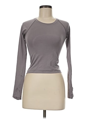 Lululemon Athletica Long Sleeve T-Shirt (view 1)