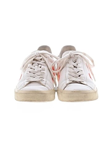 VEJA Sneakers (view 2)
