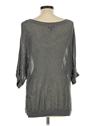 Express 3/4 Sleeve Top (view 2)