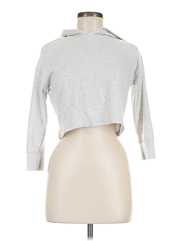 Pre-owned Old Navy Sweatshirt In Silver