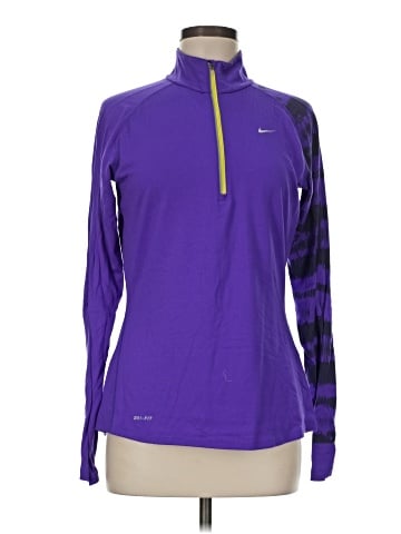 Nike Long Sleeve T-Shirt (view 1)