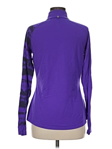 Nike Long Sleeve T-Shirt (view 2)