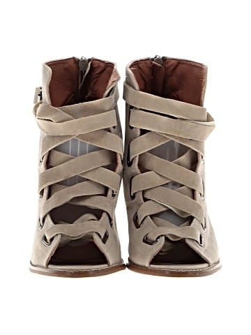 Yoki Ankle Boots (view 2)