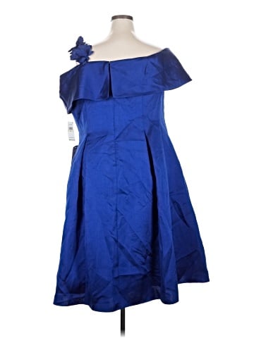 Alex Evenings Cocktail Dress (view 2)