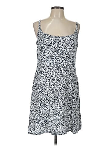 Old Navy Casual Dress (view 1)