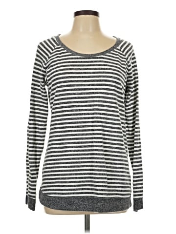 Bobbie Brooks Long Sleeve T-Shirt (view 1)