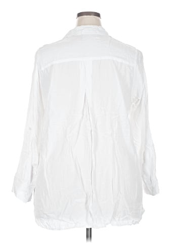 Velvet Heart 3/4 Sleeve Button-Down Shirt (view 2)