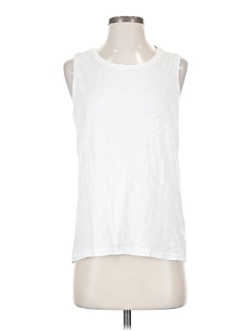 Abercrombie & Fitch Sleeveless T-Shirt (view 1)