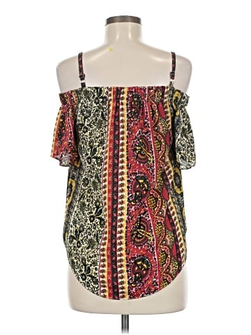 I.N. San Francisco Sleeveless Blouse (view 2)
