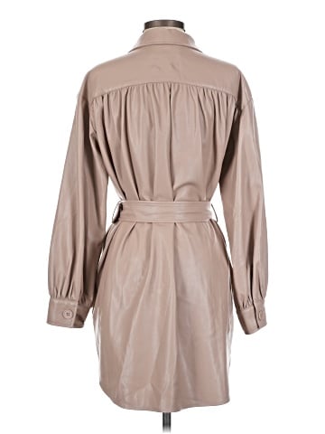 BB Dakota Trenchcoat (view 2)