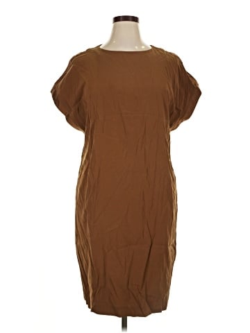 Hilton Hollis Casual Dress (view 1)