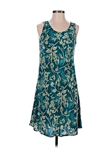 Jennifer Moore Casual Dress (view 1)