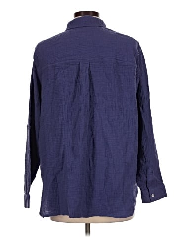Jessica Simpson Long Sleeve Button-Down Shirt (view 2)
